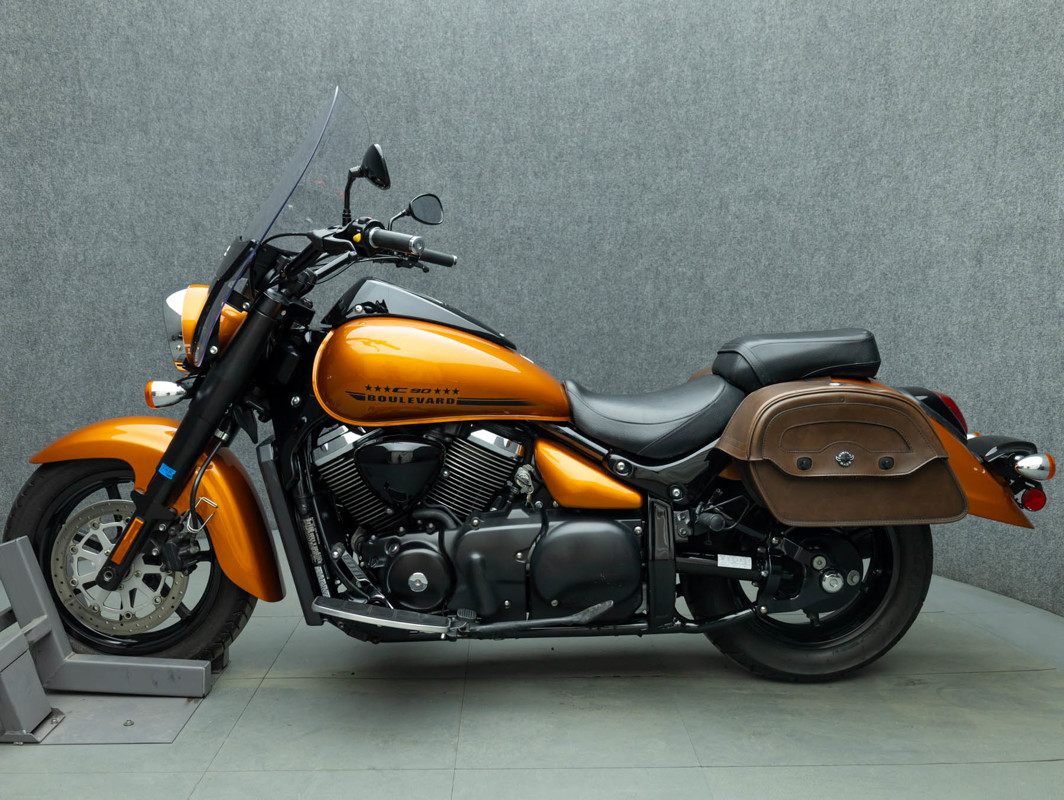 Boulevard C90 B.O.S.S.