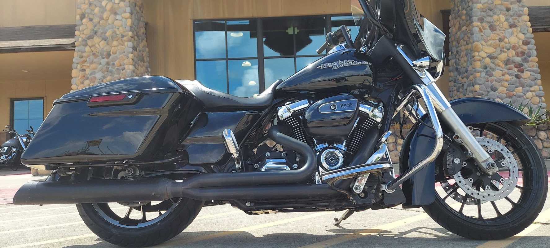 Street Glide®