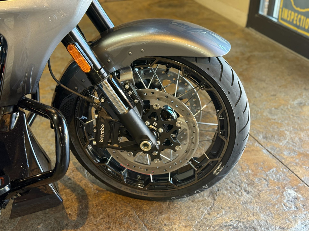 CVO® Road Glide®