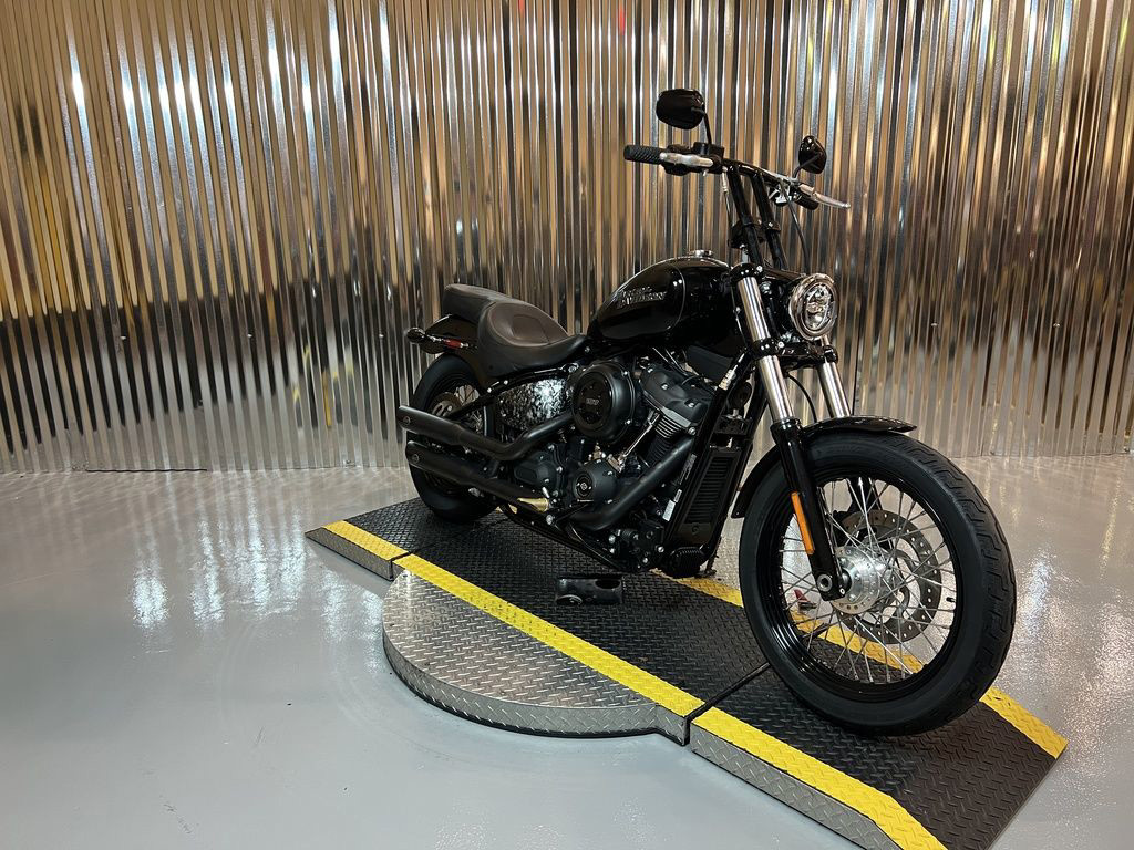Softail® Street Bob®