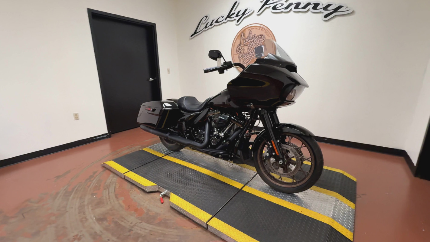 Road Glide® ST