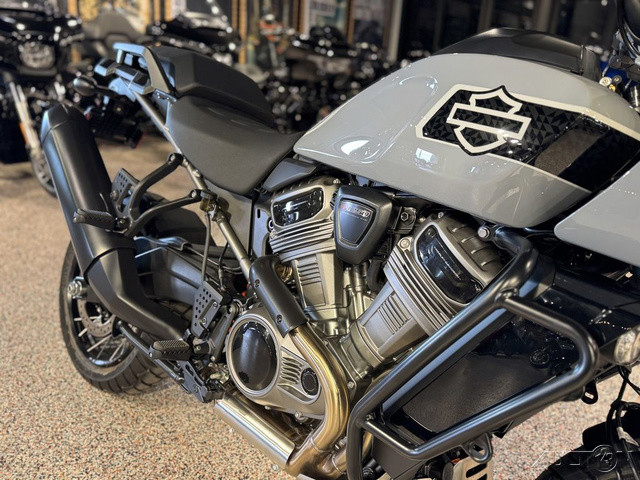 Pan America® 1250 Special