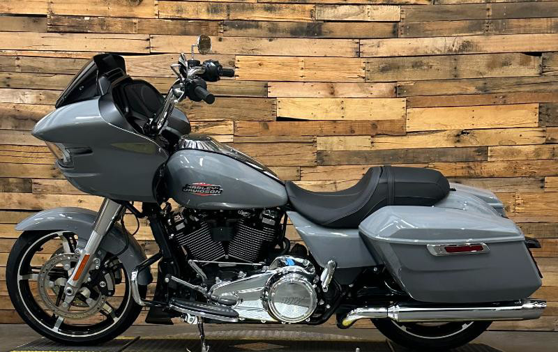 Road Glide®