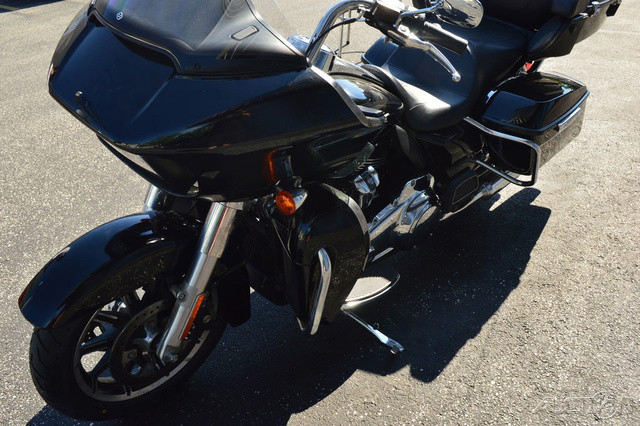 Road Glide® Ultra