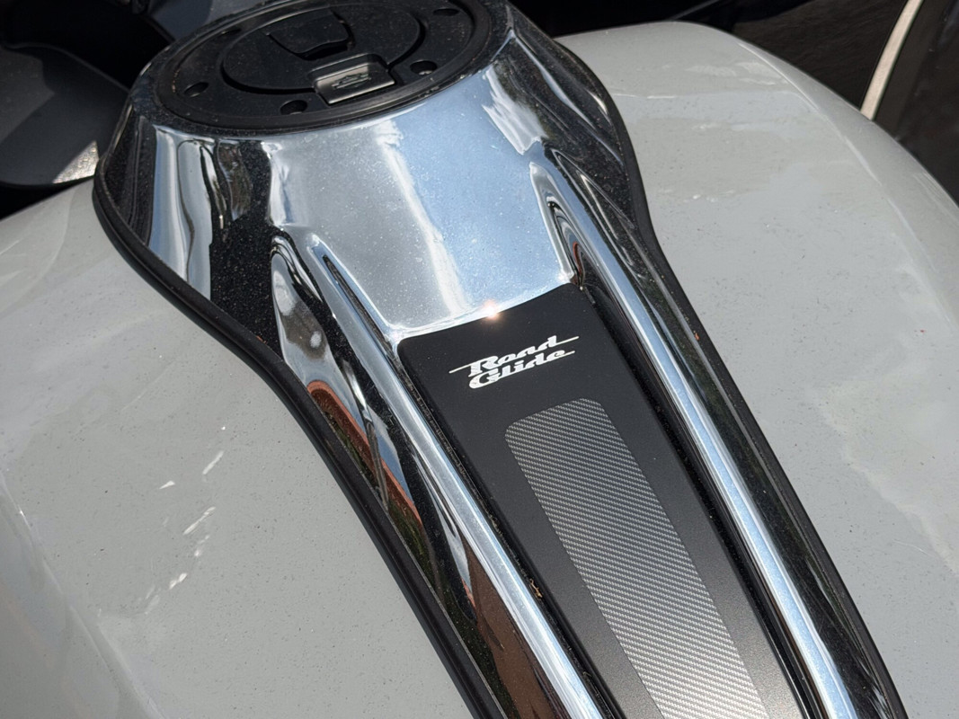 Road Glide®