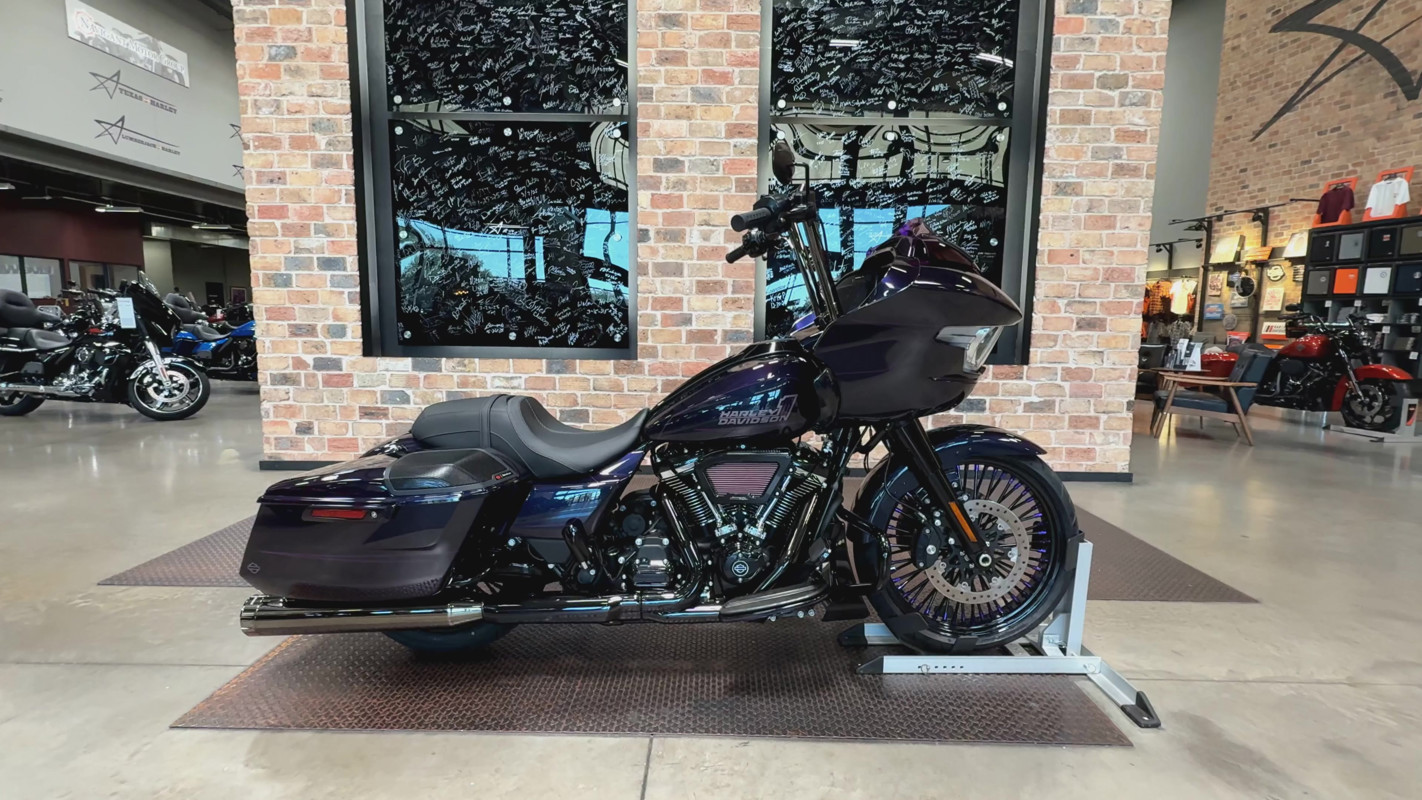 Road Glide®