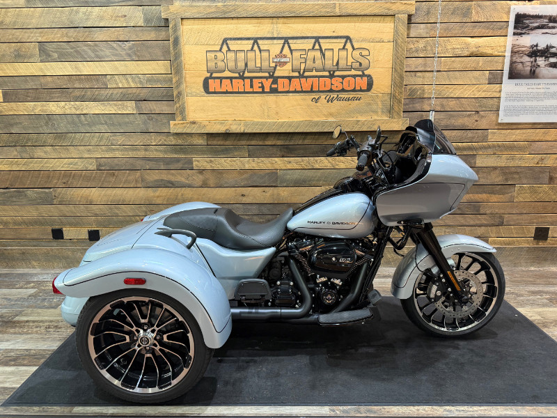 Road Glide® 3