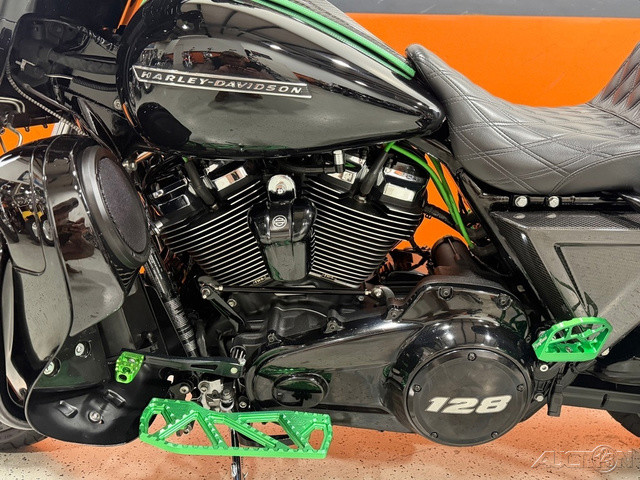 Street Glide® Special