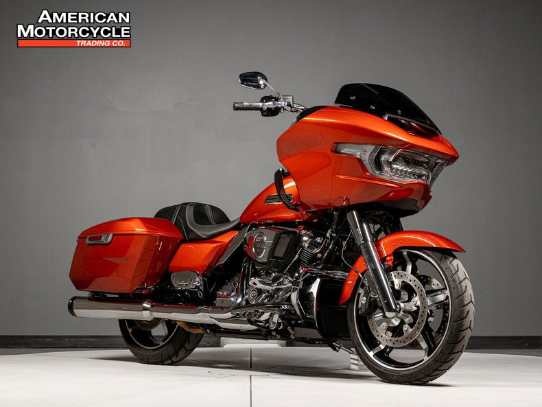 Road Glide®