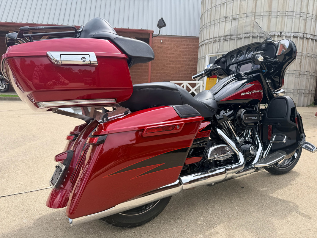 CVO® Street Glide®