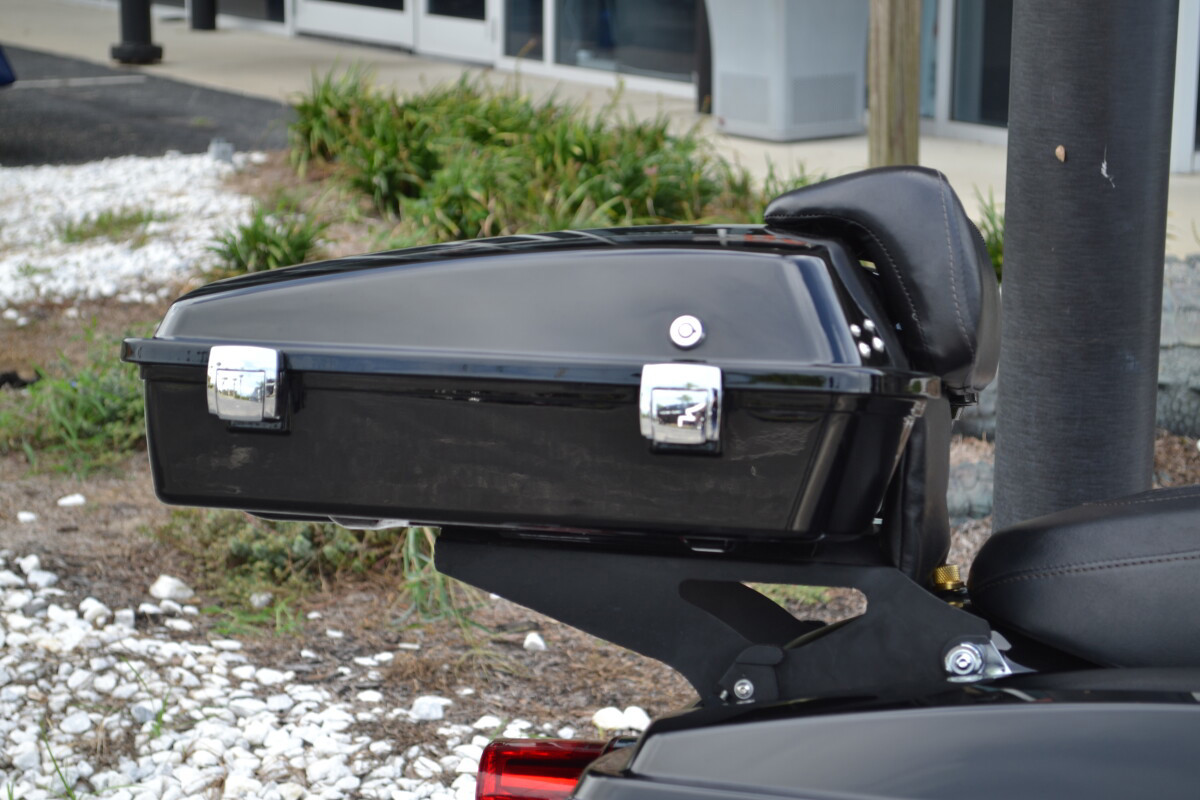 Street Glide®