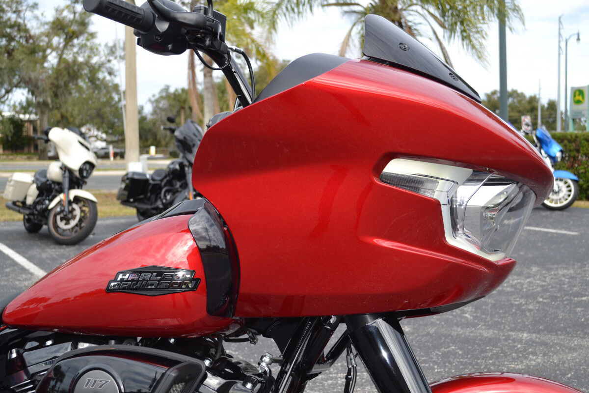 Road Glide®