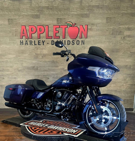 Road Glide®