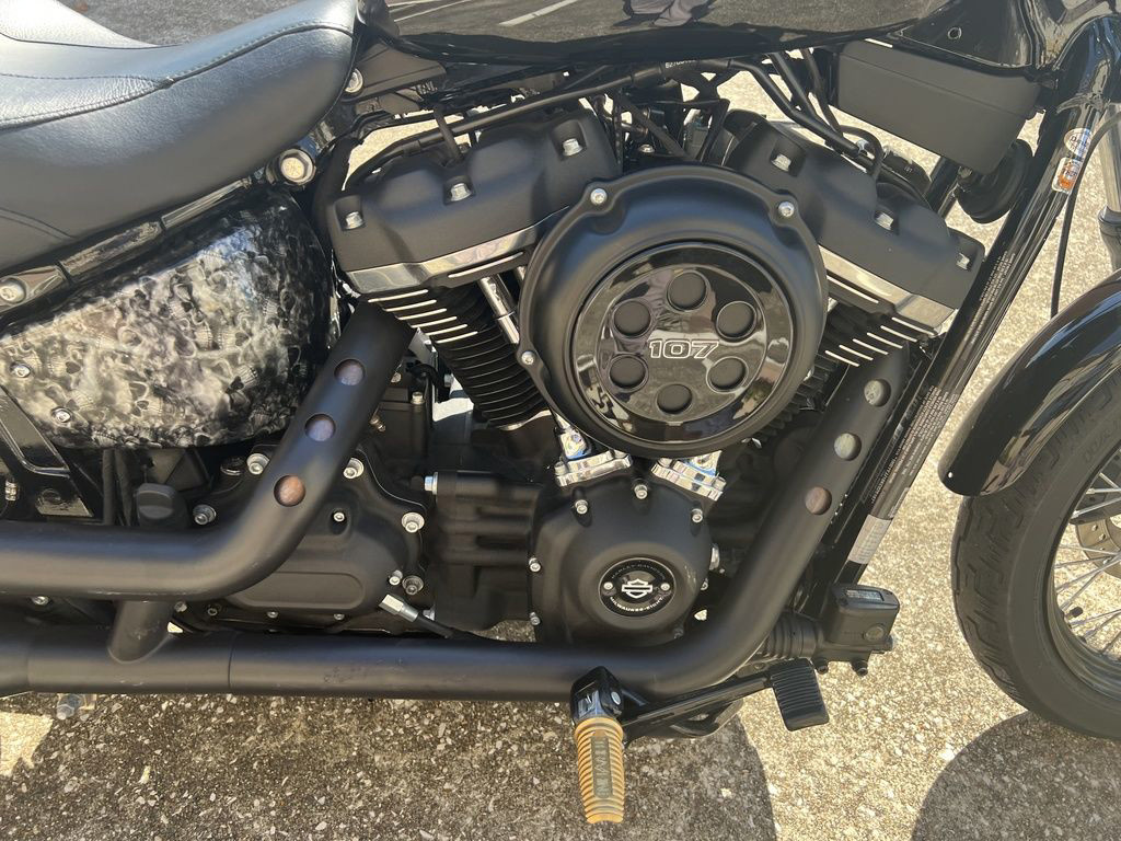 Softail® Street Bob®