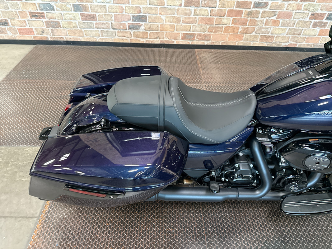 Road Glide®