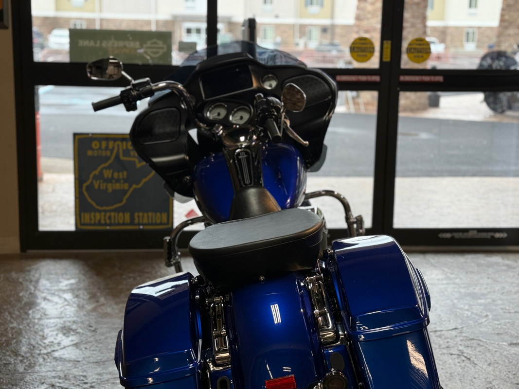 Road Glide®
