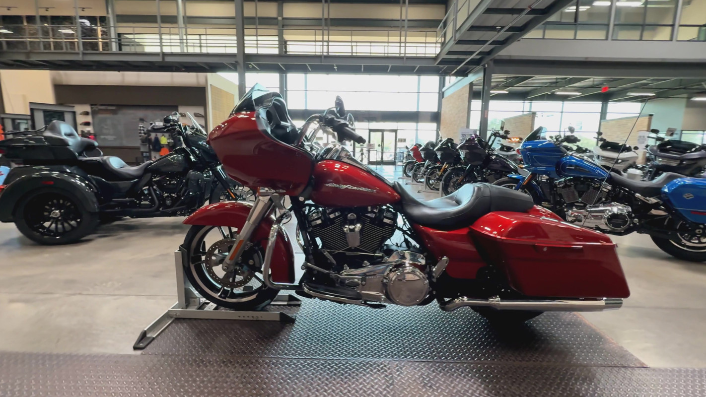 Road Glide®