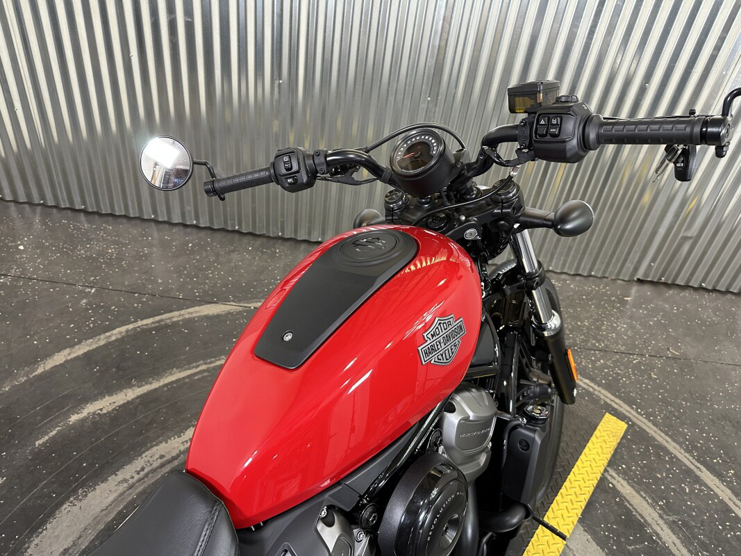 Nightster