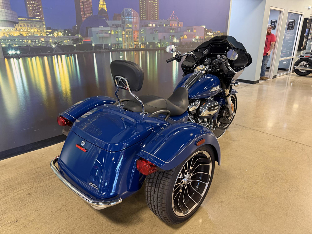 Road Glide® 3
