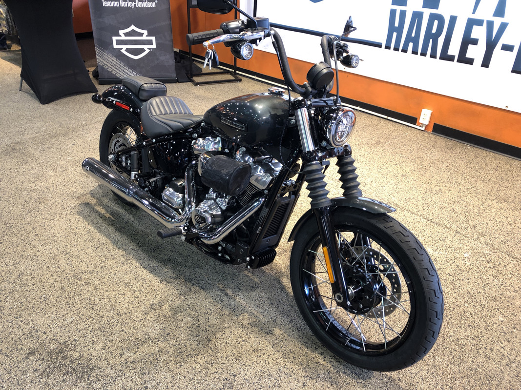 Street Bob®
