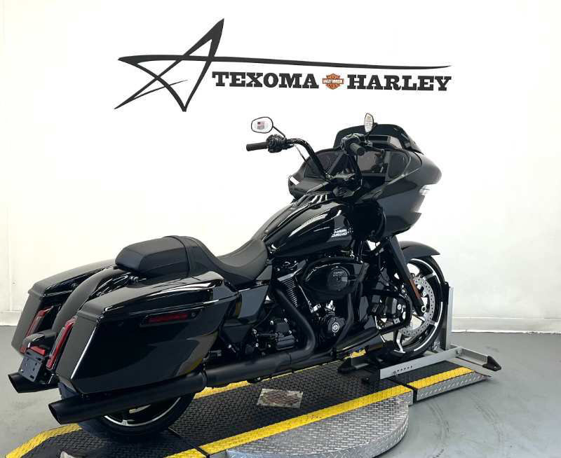 Road Glide®