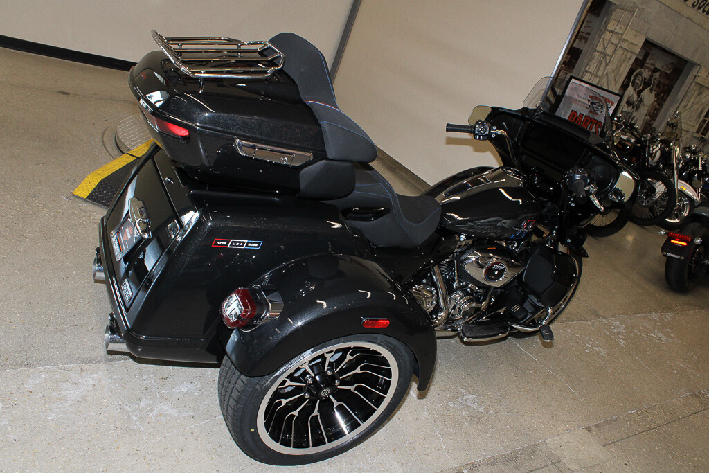 Street Glide® 3 Limited