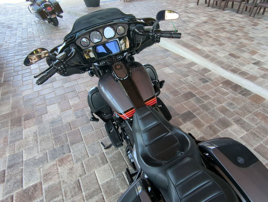 CVO® Street Glide®