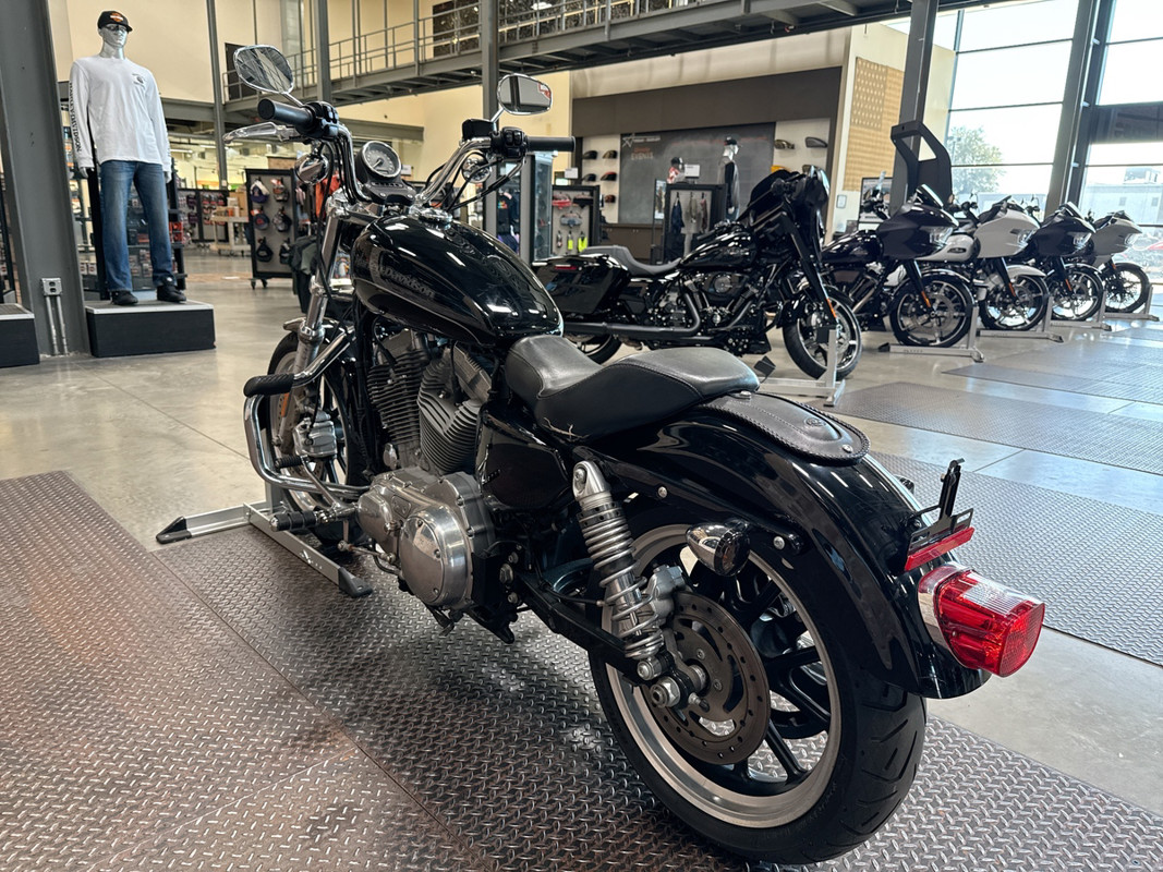 Sportster® SuperLow®