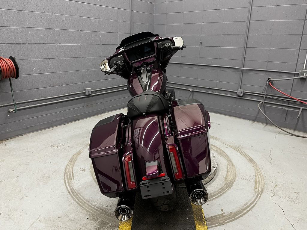 CVO® Street Glide®