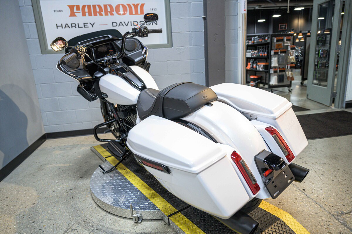 Road Glide®