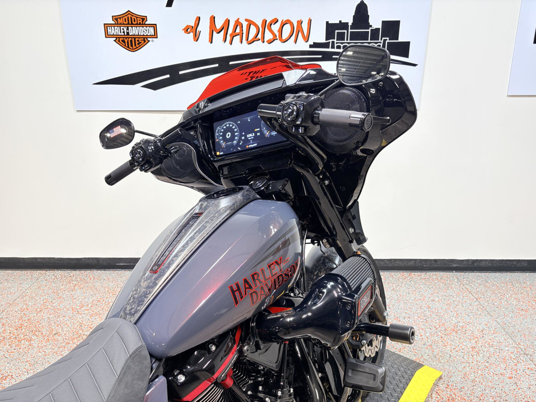 CVO® Street Glide® ST