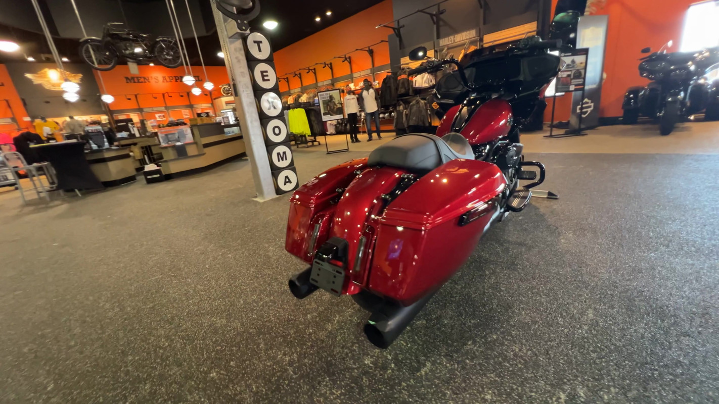 Road Glide®