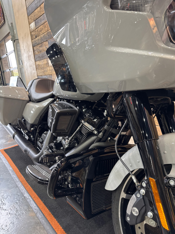 Road Glide®