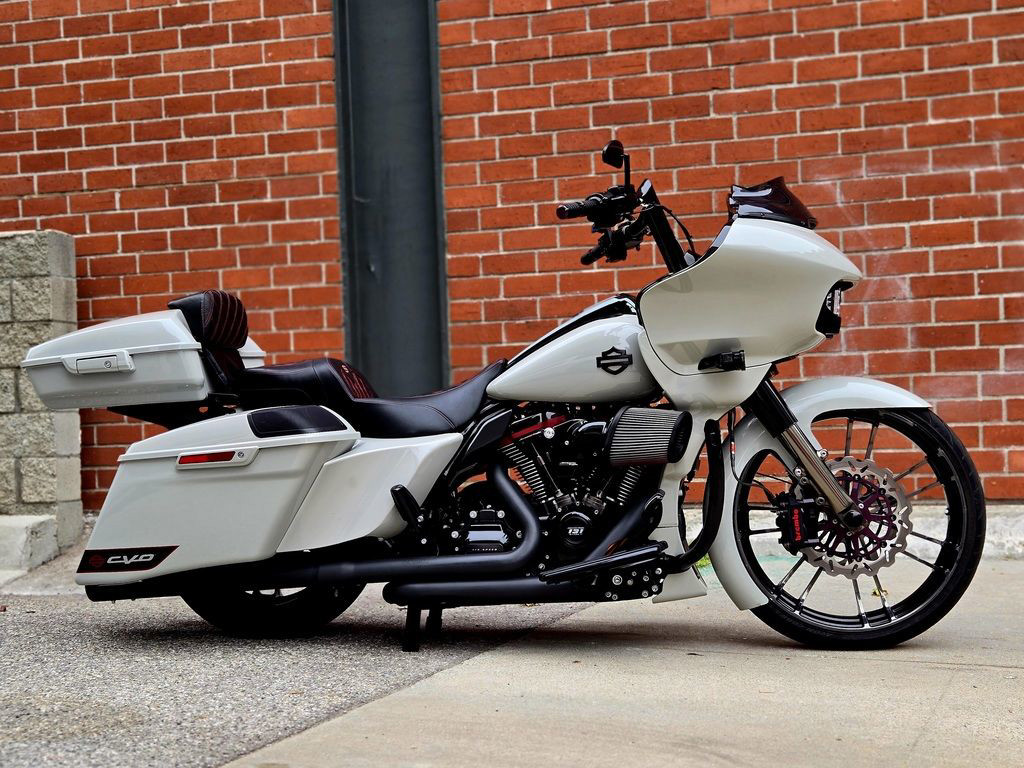CVO® Road Glide®