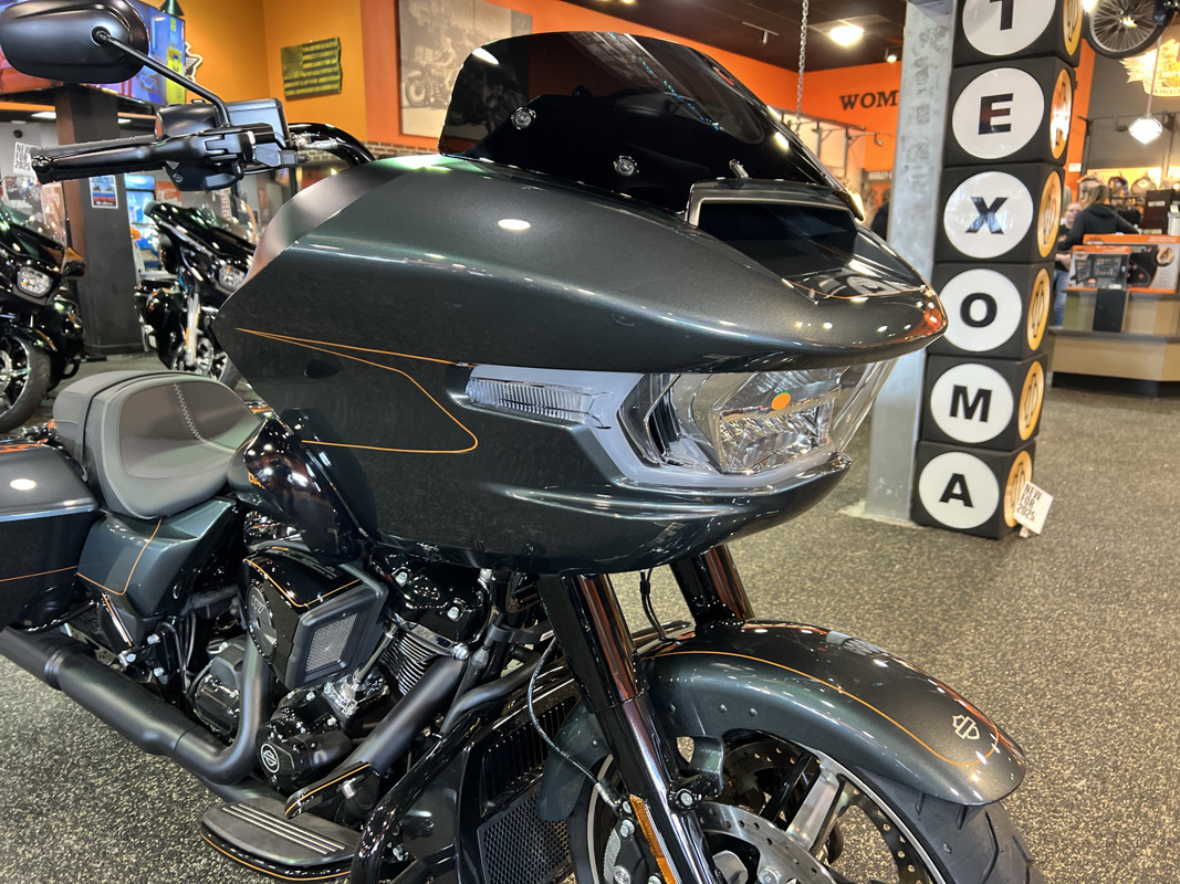 Road Glide®
