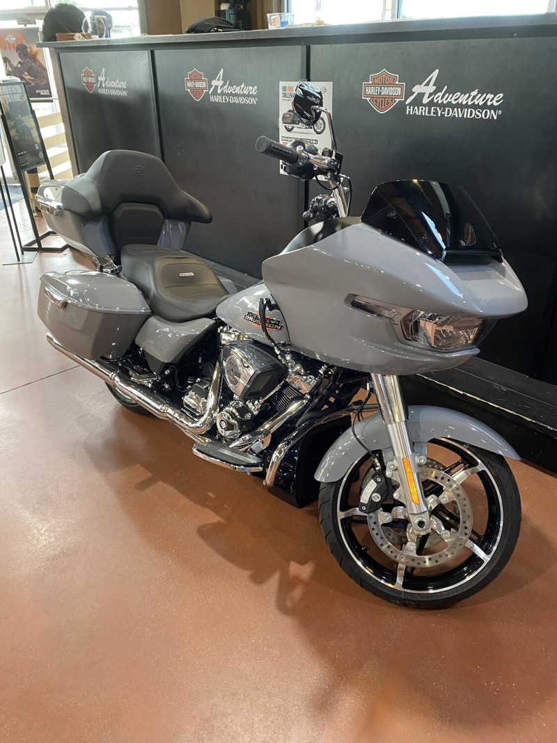 Road Glide®