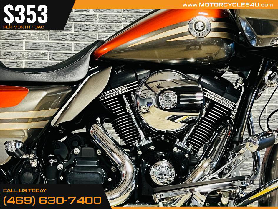 CVO™ Road Glide® Custom 