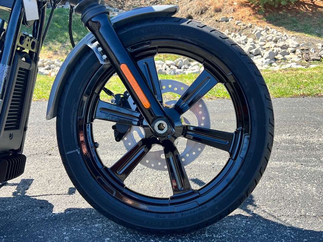 Street Bob®