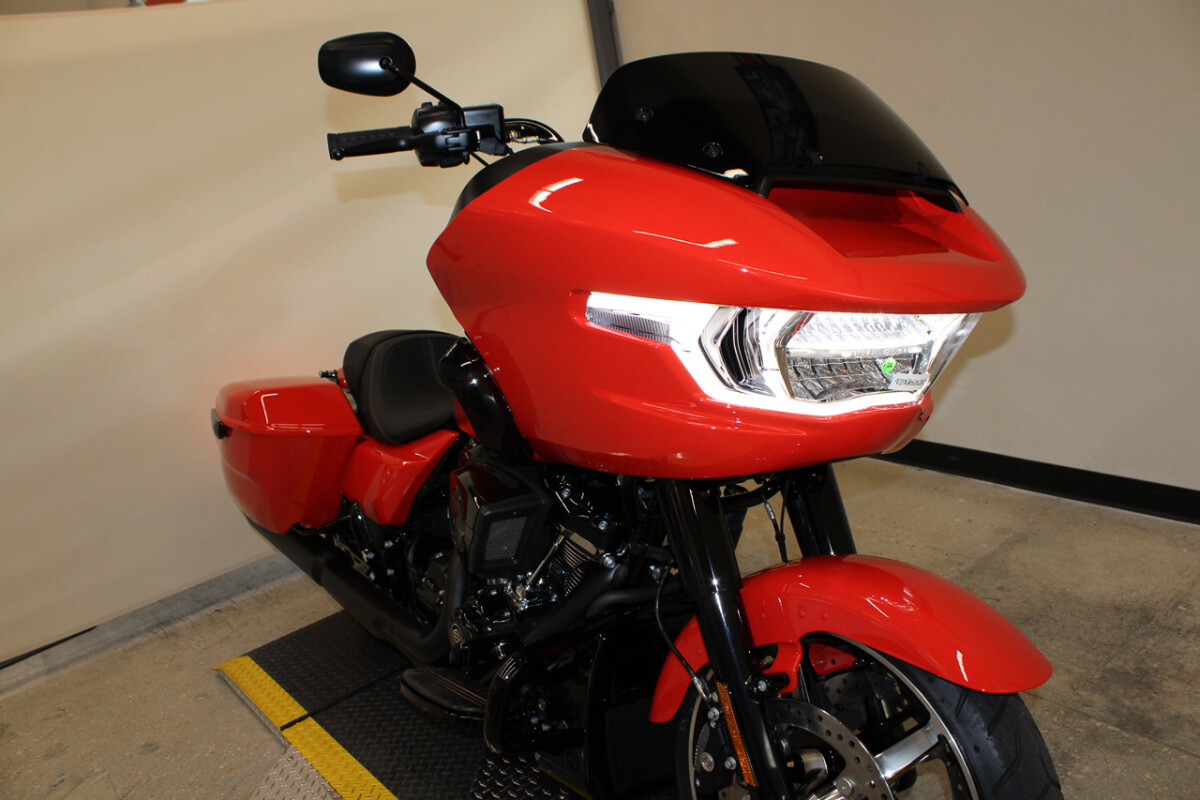 Road Glide®