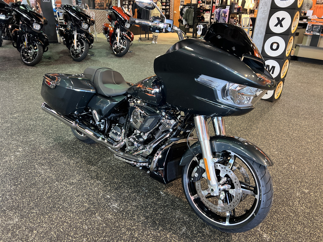 Road Glide®