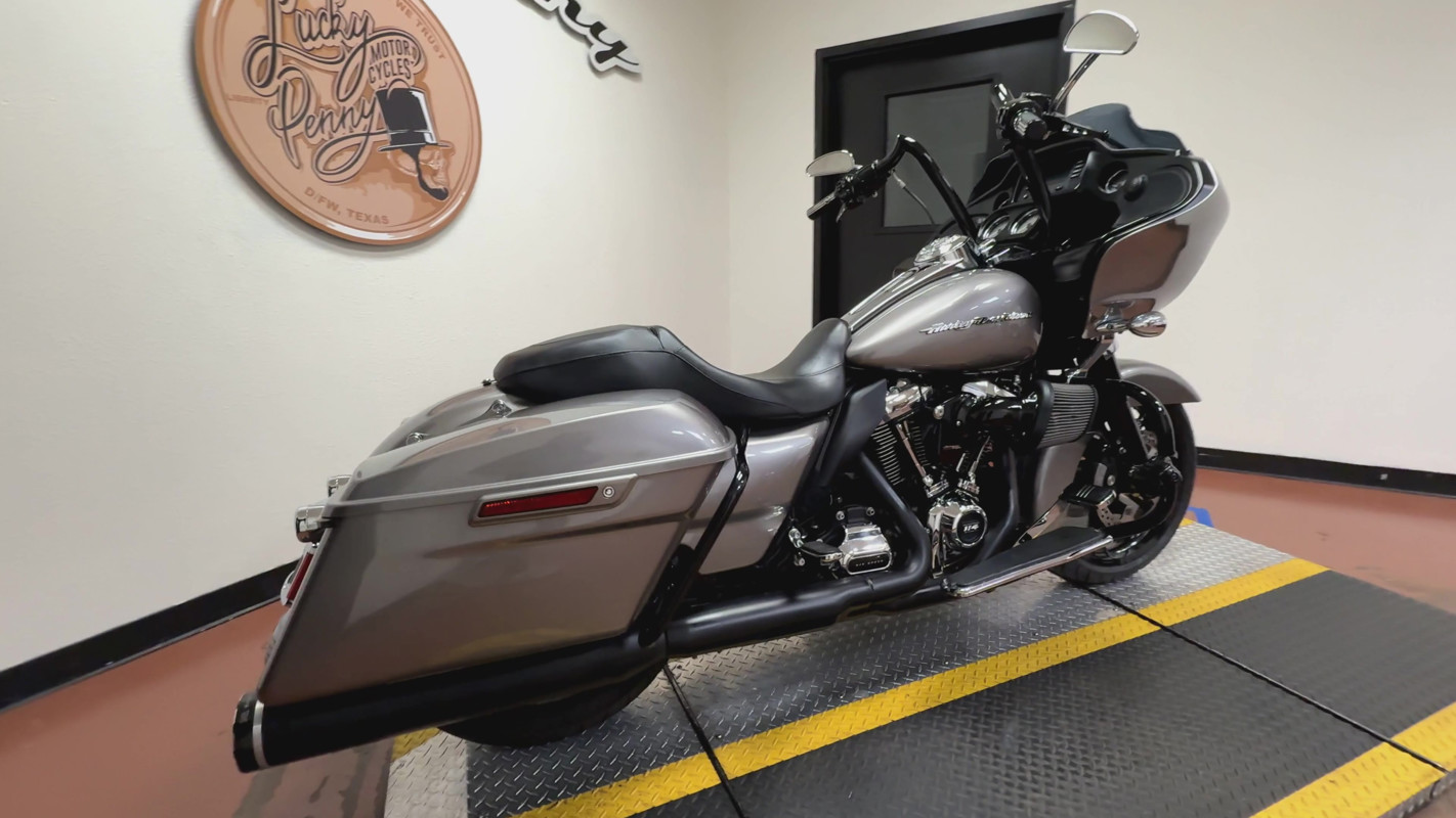 Road Glide®