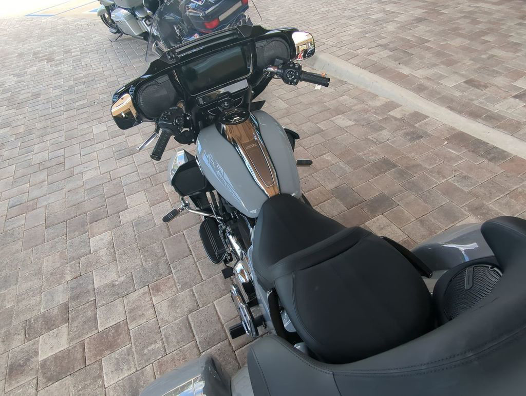 Street Glide® 3 Limited