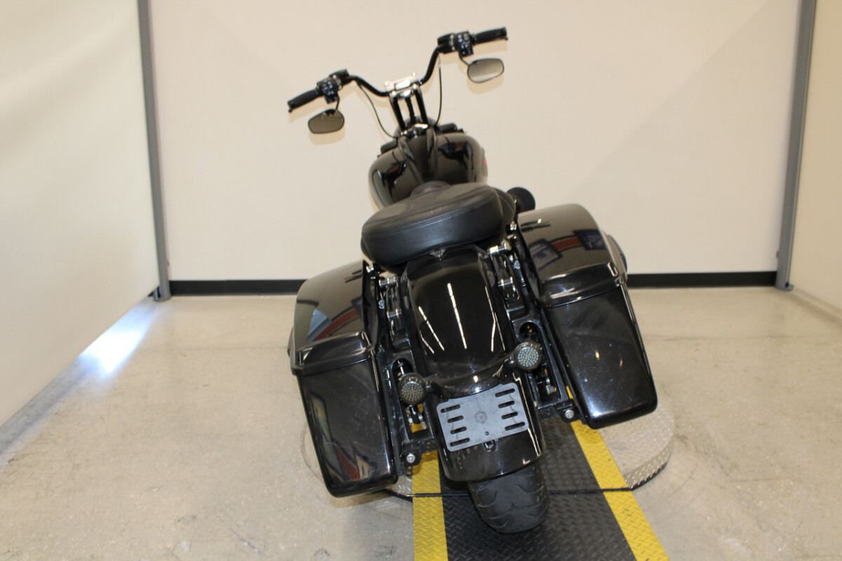 Electra Glide® Standard