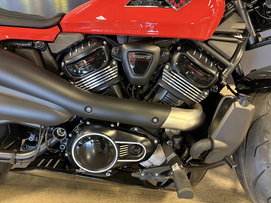 Sportster® S