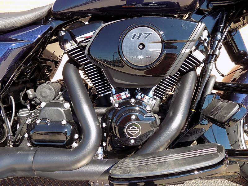Street Glide®
