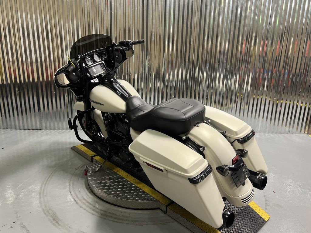 Street Glide® Special
