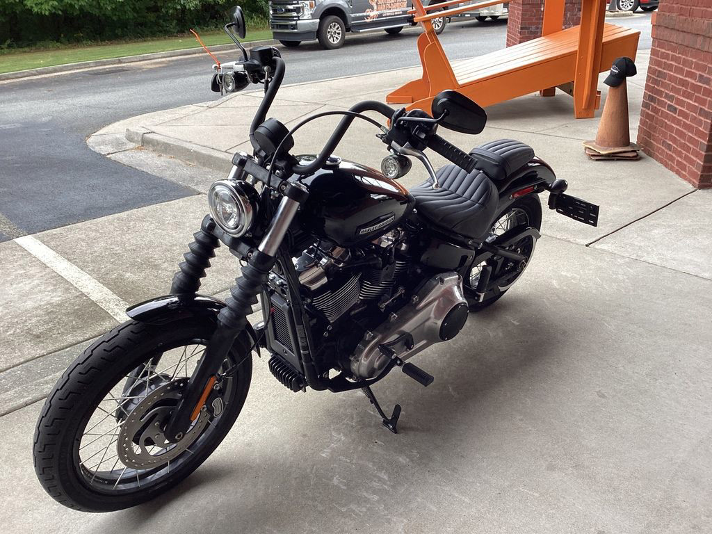 Street Bob®