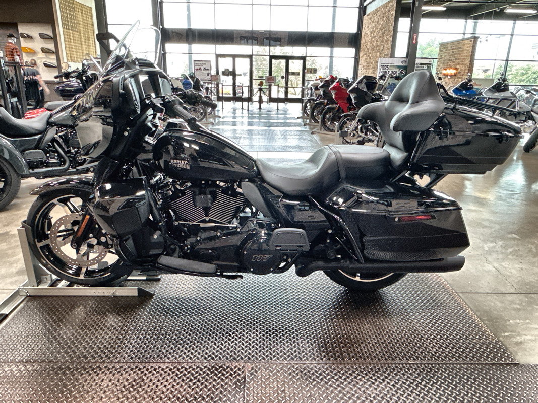 Street Glide® Ultra
