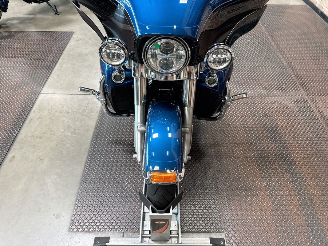 Electra Glide® Ultra® Limited 115th Anniversary