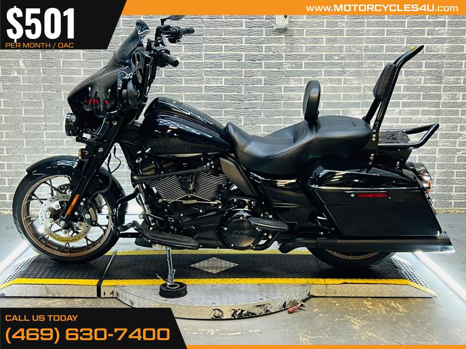 Street Glide® ST